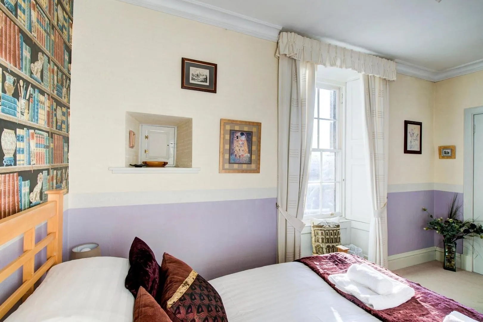 Guestready - Historic Edinburgh Old Town Apartment